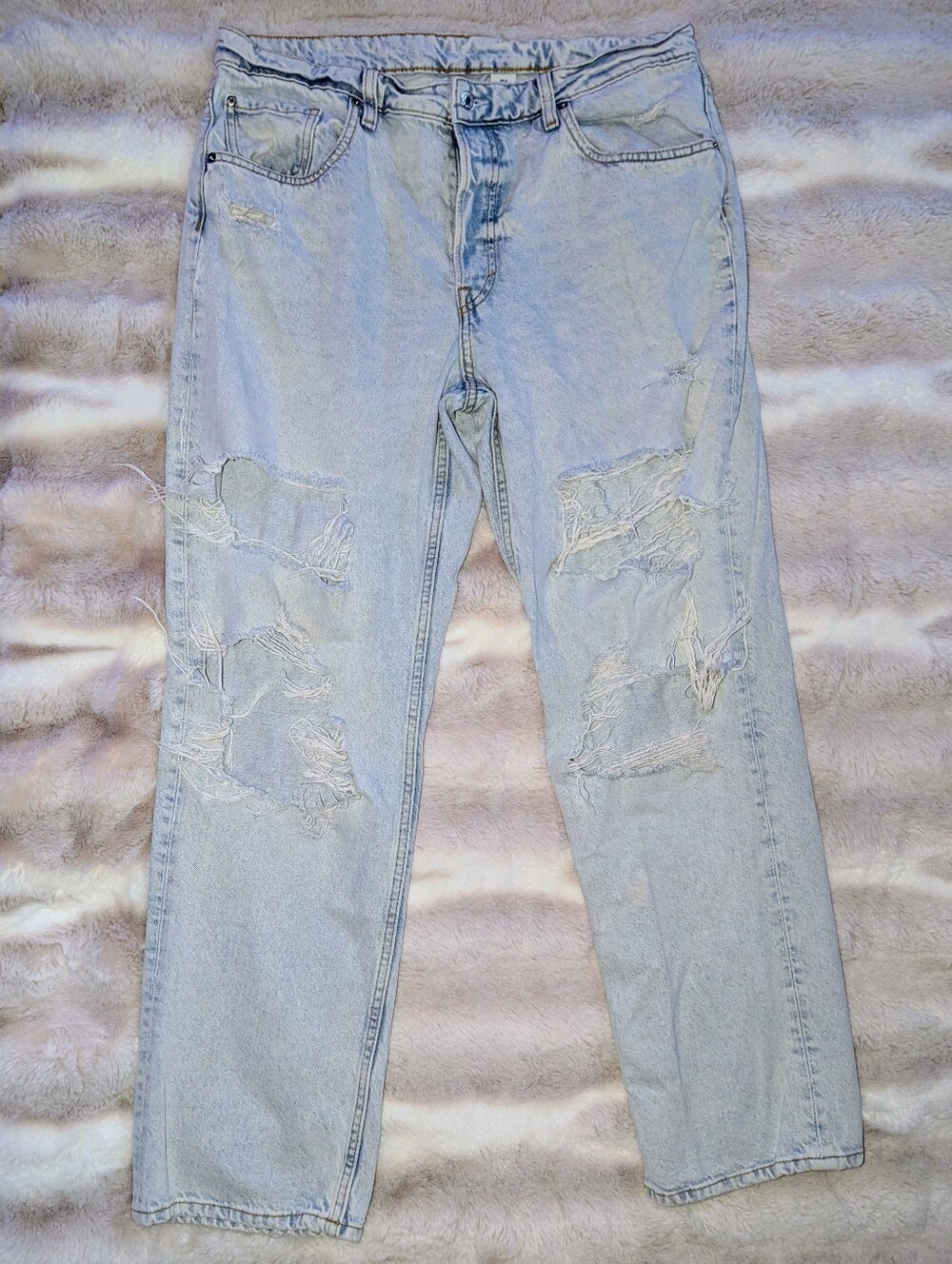 H&M 90s Boyfriend Jeans Women's Size 12 Light Wash High Waist Distressed
